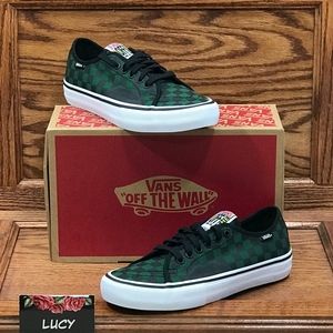 Vans AV Classic Pro Rubber Print Eden Black Shoes